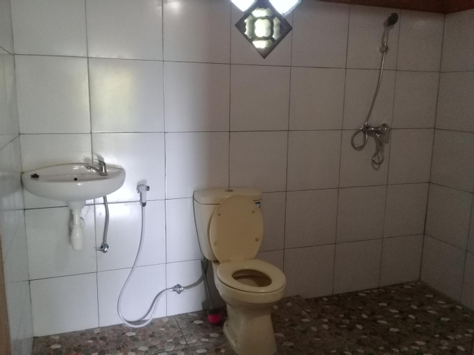 Bathroom 4