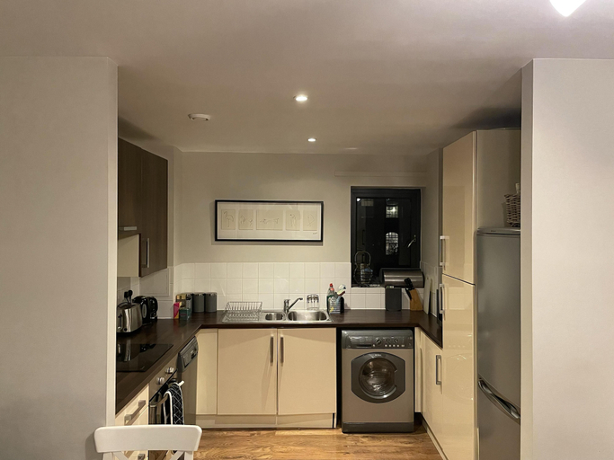 Others 4, Charming 2-bed Apartment in Bow, London, London