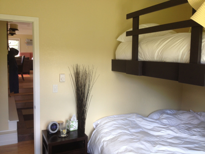 Bedroom 3, Beautiful Wisconsin Beach Retreat Lake Lucerne, Forest