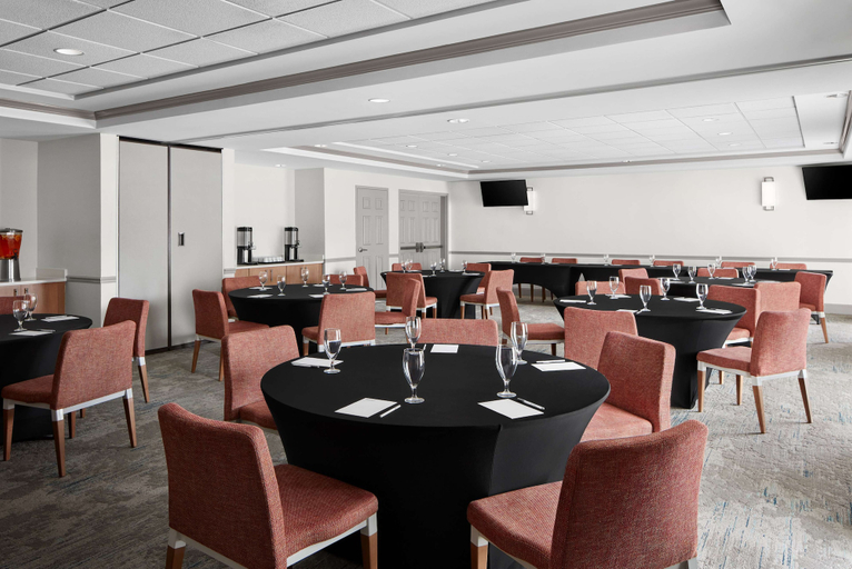 Food & Drinks 5, Hilton Garden Inn Beaufort, Beaufort