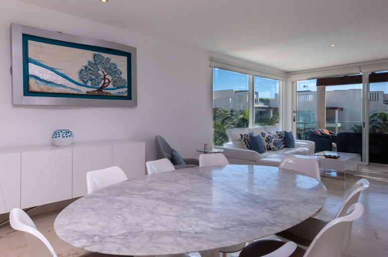 Dining 4, Elements Penthouse 6 3 Bedroom Condo by RedAwning, Cozumel