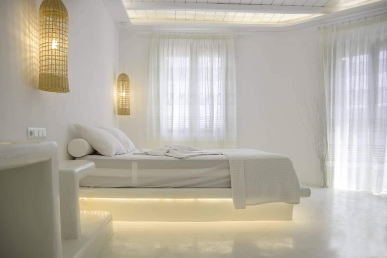 Others 3, Kritamos suites, South Aegean