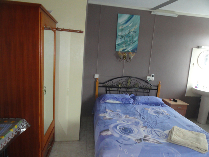 Bedroom 4, Tyvabro Guesthouse
