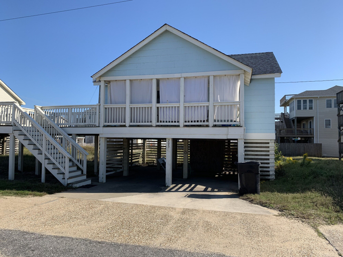 Exterior 4, The Pirates' 2 Bedroom Cottage by RedAwning, Dare