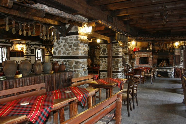 Food & Drinks 4, Family hotel Makedonska Kruchma, Bansko