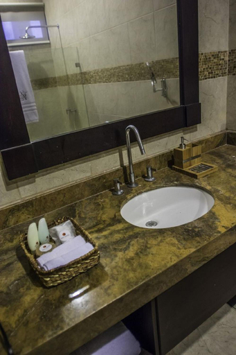 Bathroom 3, Palo Santo Galapagos Hotel, Santa Cruz