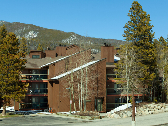 Exterior, Updated 2Br Plus Loft Condo on Shuttle Route! Sleeps 8 & Kids Ski Free by RedAwning, Summit