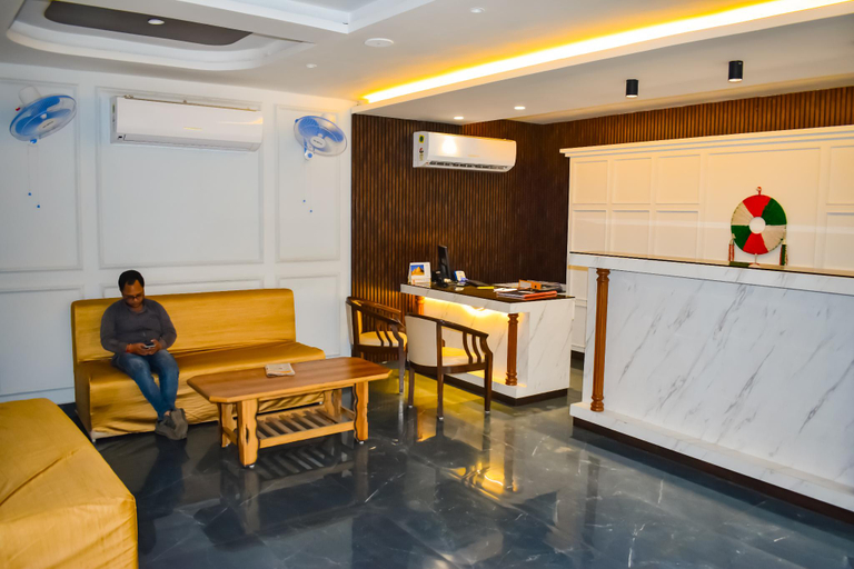 Public Area 2, The Shah Imperial, Gwalior