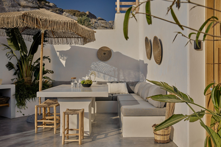 Food & Drinks 4, Naxea Villas II, South Aegean