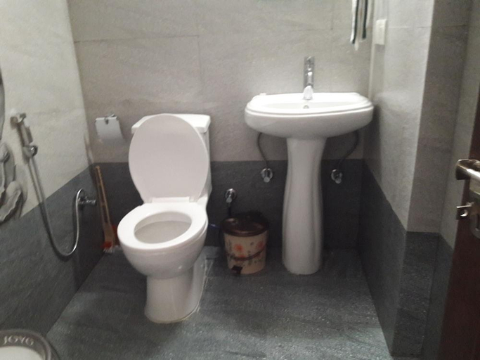 Bathroom, Hotel Forest Hill Mcleodganj, Kangra