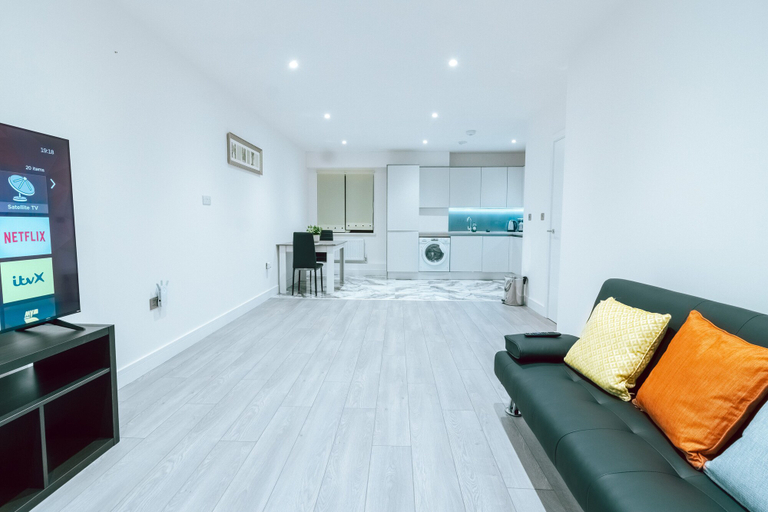 Bedroom 2, Inviting 1 Bed Apartment in Purley, London