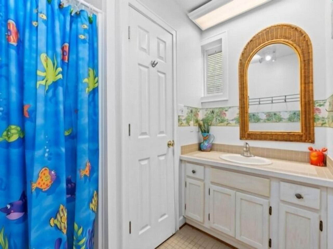Bathroom 5, Flip Flop Paradise 2 Bedroom Cottage by RedAwning, New Hanover