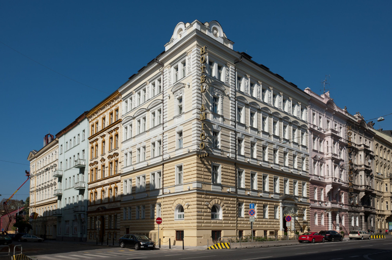 Exterior & Views 2, Alqush Downtown Hotel, Praha 2