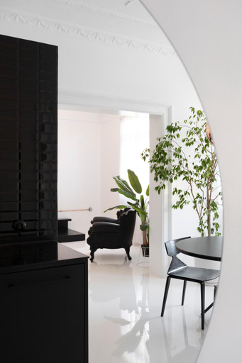 Facilities 2, Trilogy Black, Central Macedonia