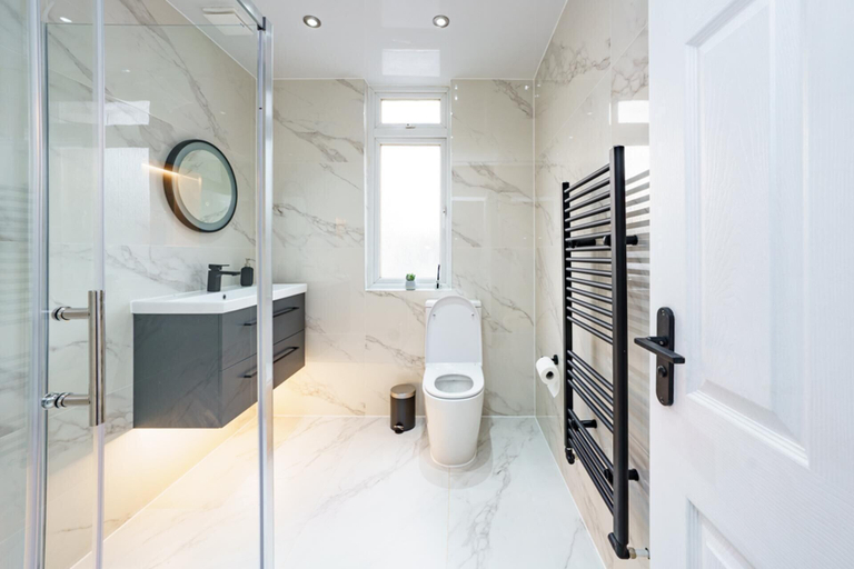 Bathroom 3, Modern Apartment Near Wembley Stadium, London