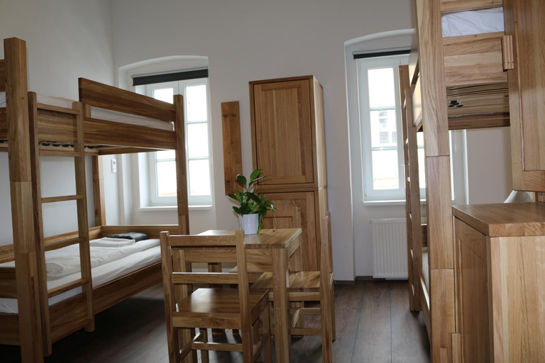Bedroom 2, Hotel SINOS, Klagenfurt