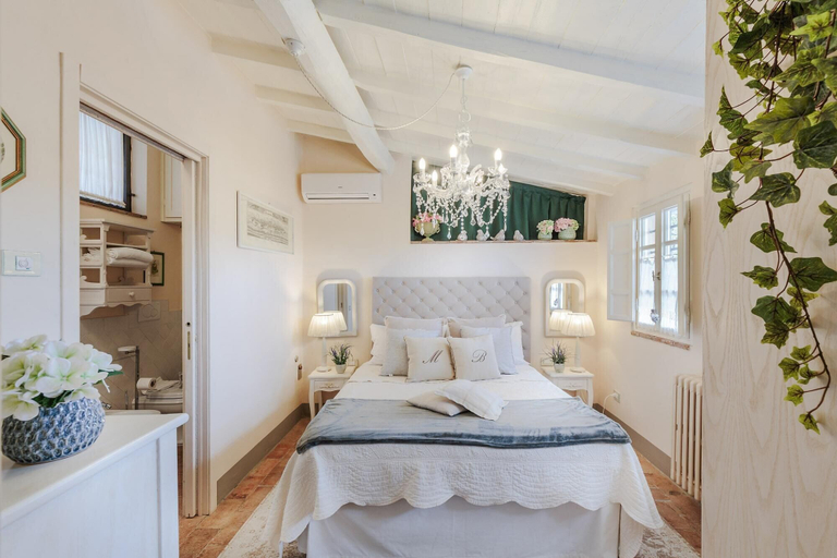 Bedroom 3, La Macina Farmhouse in Matraia, Lucca
