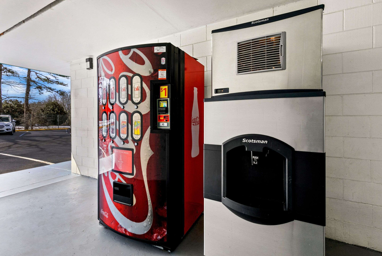 Food & Drinks 5, Econo Lodge Clemson - University Area, Pickens
