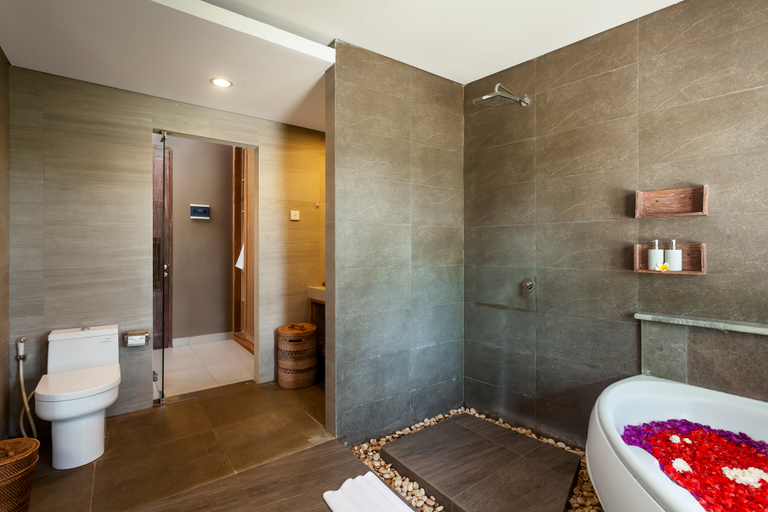 Bathroom 5, Teba Suci Suite, Gianyar