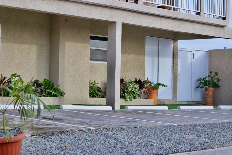 Exterior & Views 2, 1-bed Apartment Sleeps 4 With Pool