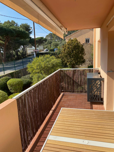 Others 3, Vacances Arbanaises - Appartements Giens, Var