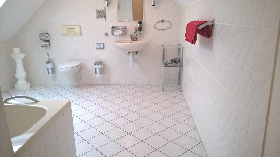 Bathroom 3, Pension Zschirnsteinbaude, Sächsische Schweiz-Osterzgebirge
