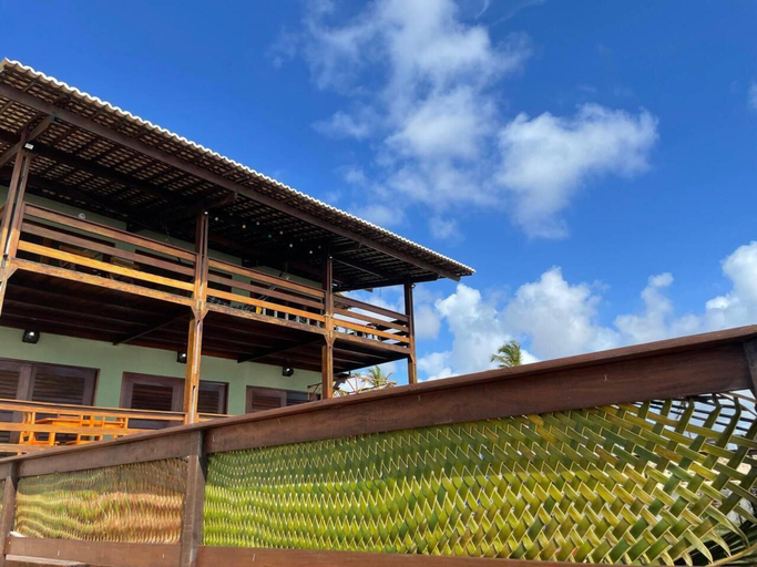 Exterior & Views 2, Impeccable 4-bedroom Beach House With a Great View, Mataraca