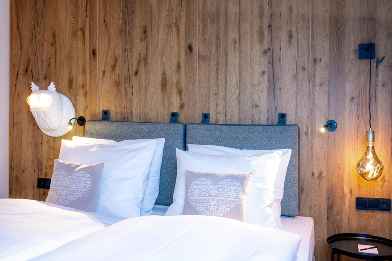 Bedroom 2, eva,GARDEN, Zell am See