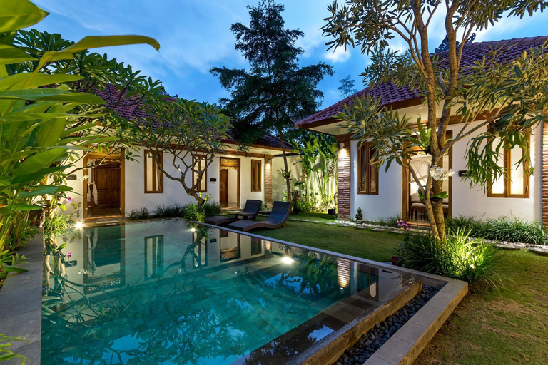 Swimming Pool 14