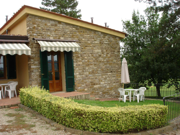 Appartamenti Avanella a 150 mt dalla piscina 150 mt from swimming pool, Florence