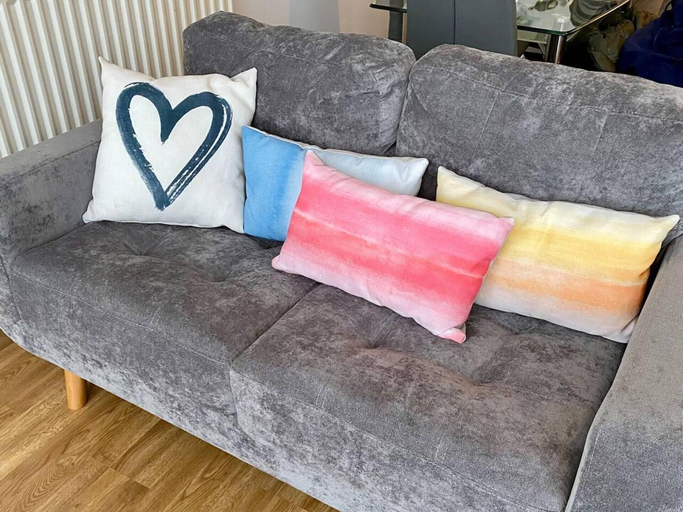 Others 4, Spacious Flat in Birmingham City - Free Parking, Birmingham