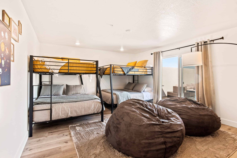 Bedroom 3, Malibu For You #98 by RedAwning, Washington