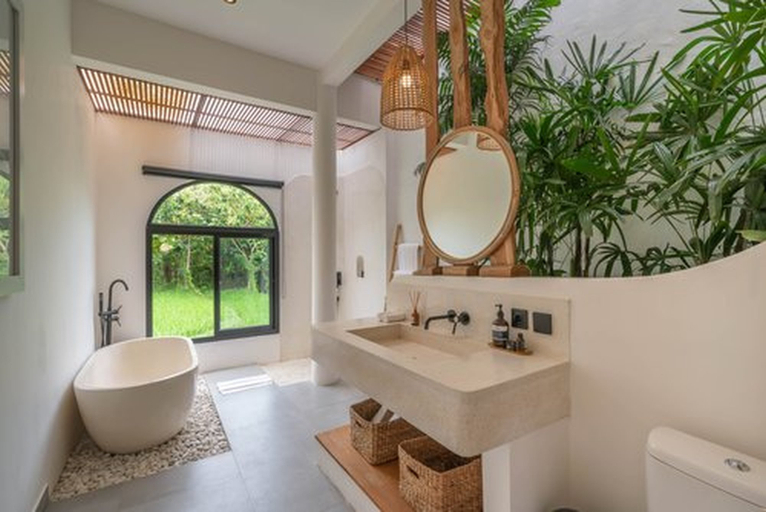 Bathroom 4, Villa Honey : Stunning 2 bedrooms Villa Close to The Beach, Badung
