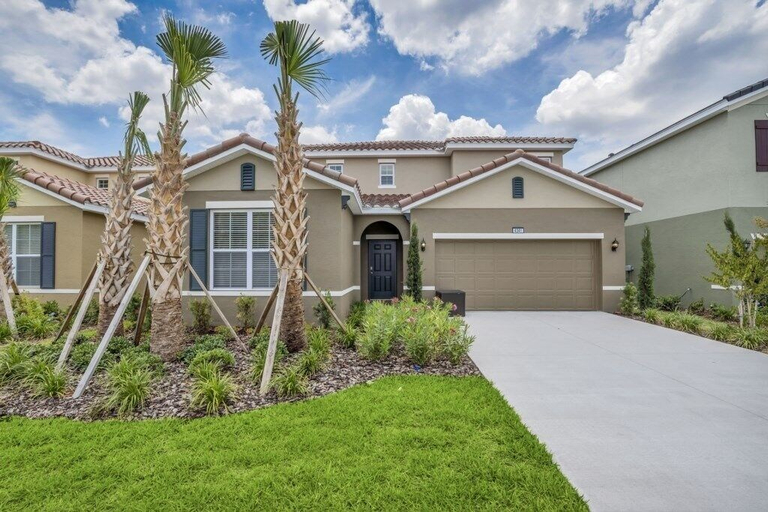 Exterior & Views 2, 6 Bed 4 Bath Solterra Beautiful Home! 6 Bedroom Villa by RedAwning, Polk