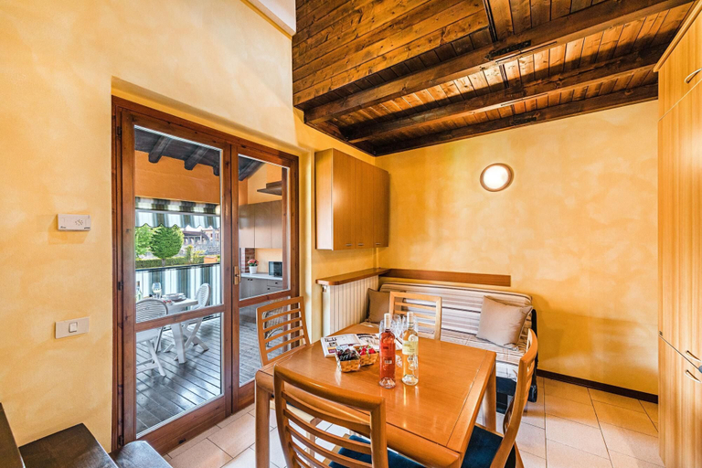 Others 2, I Girasoli C14 Apartment by Wonderful Italy, Brescia