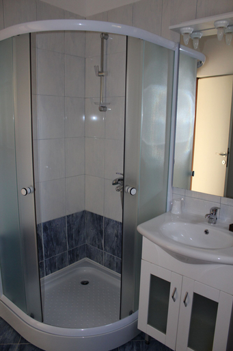 Bathroom 5, Diklo Beach Rooms, Zadar