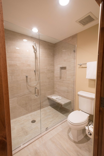 Bathroom 5, Two Bedroom Suite 2 Apartment Hotel by RedAwning, Summit