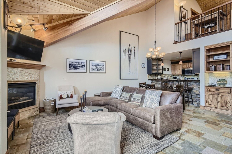 Living area 4, Drake Landing #a8 3 Bedroom Condo by RedAwning, Summit