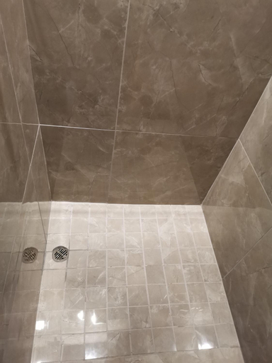 Bathroom 3, Dreamers nest, Uthungulu