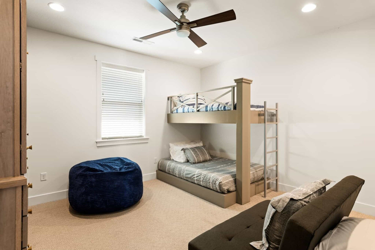 Bedroom 3, Casa De Luz Casita 1 Bedroom Condo, Washington