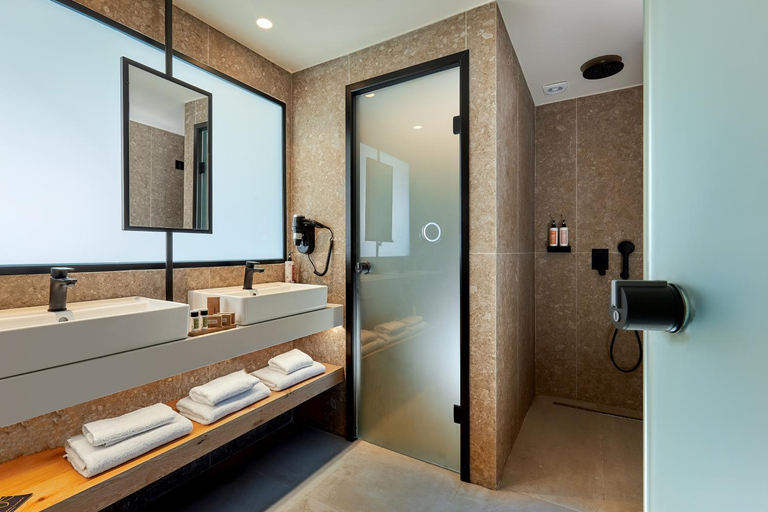 Bathroom 4, Amounda Bay Hotel, Crete