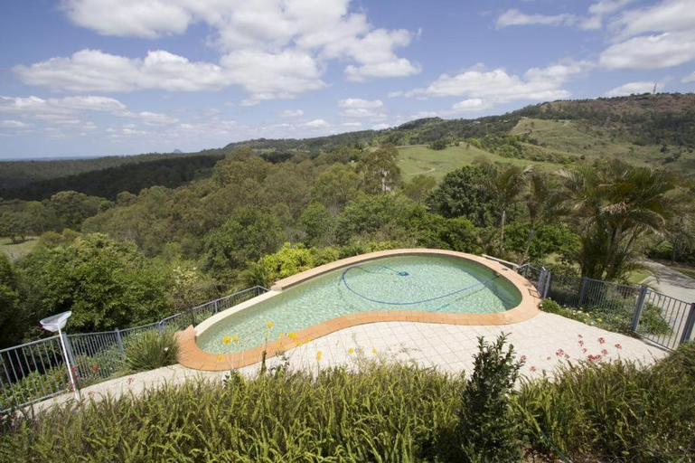 Others 5, Highwood Park B&B Guest Lodge, Caloundra - Rail Corridor