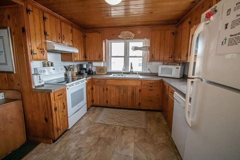 Private kitchen 3, The Captain's Quarters 2 Bedroom Home by RedAwning, Brunswick