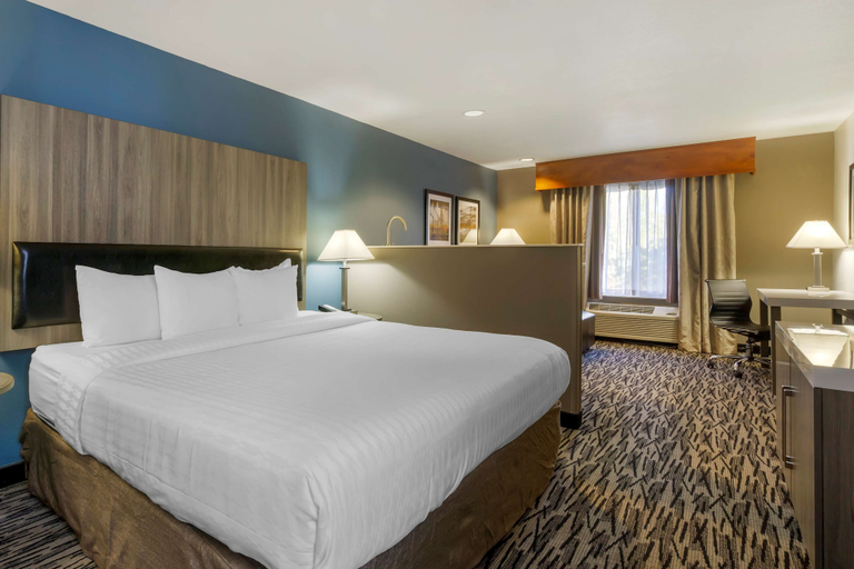 Bedroom 3, Best Western Plus Mountain View Auburn Inn, King
