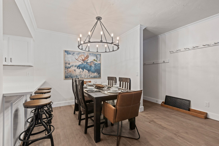 Dining 5, Park Station 216 2 Bedroom Condo by RedAwning, Summit