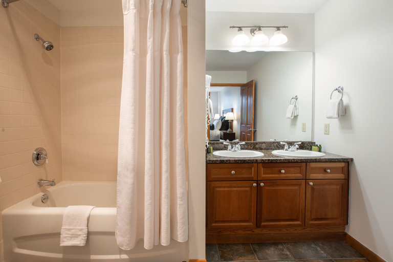 Bathroom 5, Zephyr Mountain Lodge, Condo | 2 Bedroom (Select-Rated Condo 2409), Grand