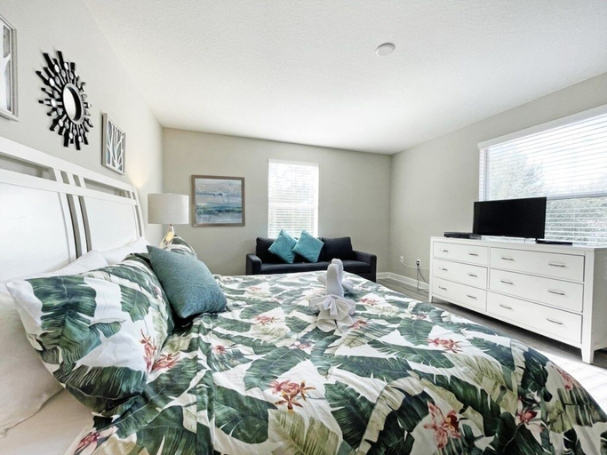 Bedroom 2, Bamboo Palm 5 Bedroom Home by RedAwning, Osceola
