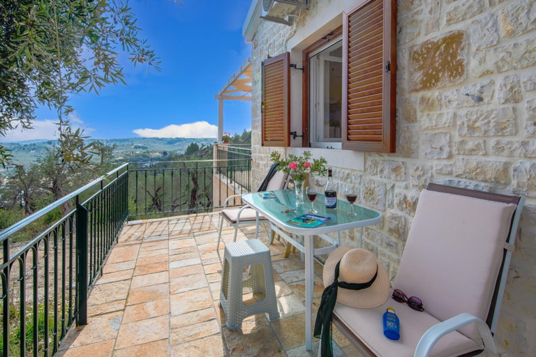 Room 5, Villa Plagia Brand New Villa, Ionian Islands