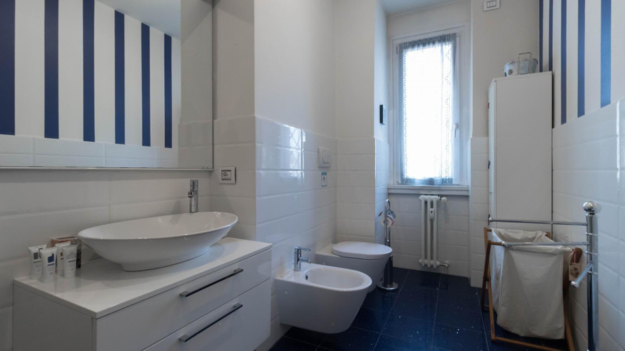 Others 4, Italianway Easy - Dall Ongaro 24, Milano