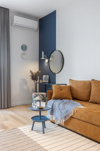 Others 5, Old City Apartment with parking, L'vivs'ka